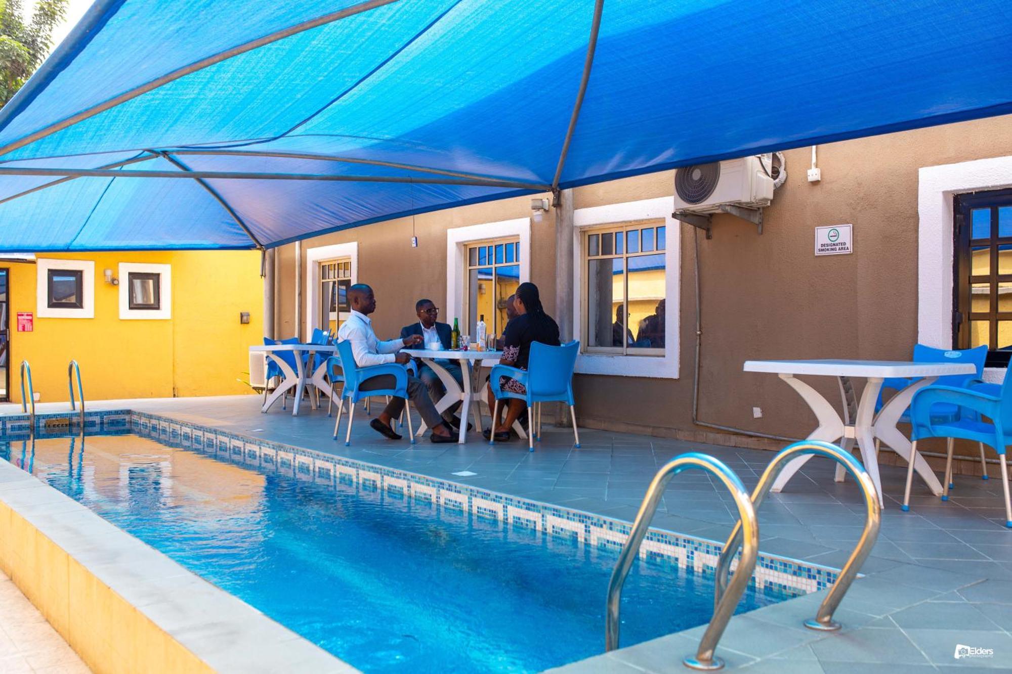 Suru Express Hotel Gra Lagos Extérieur photo
